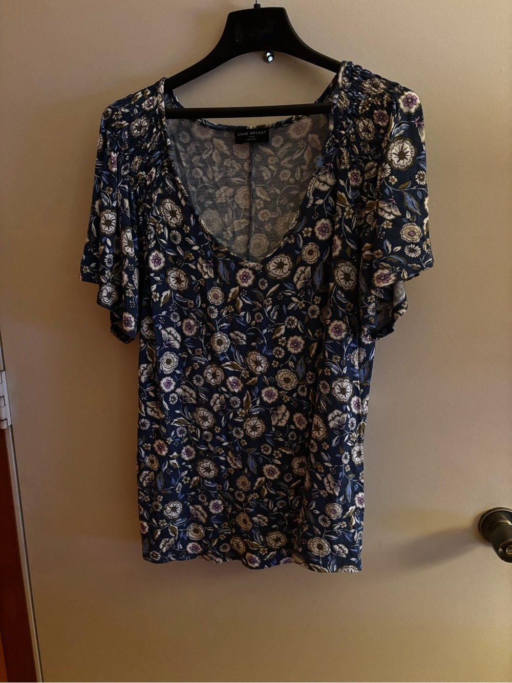 Lane Bryant Navy Floral Flutter Sleeve Scoop Neck Tee